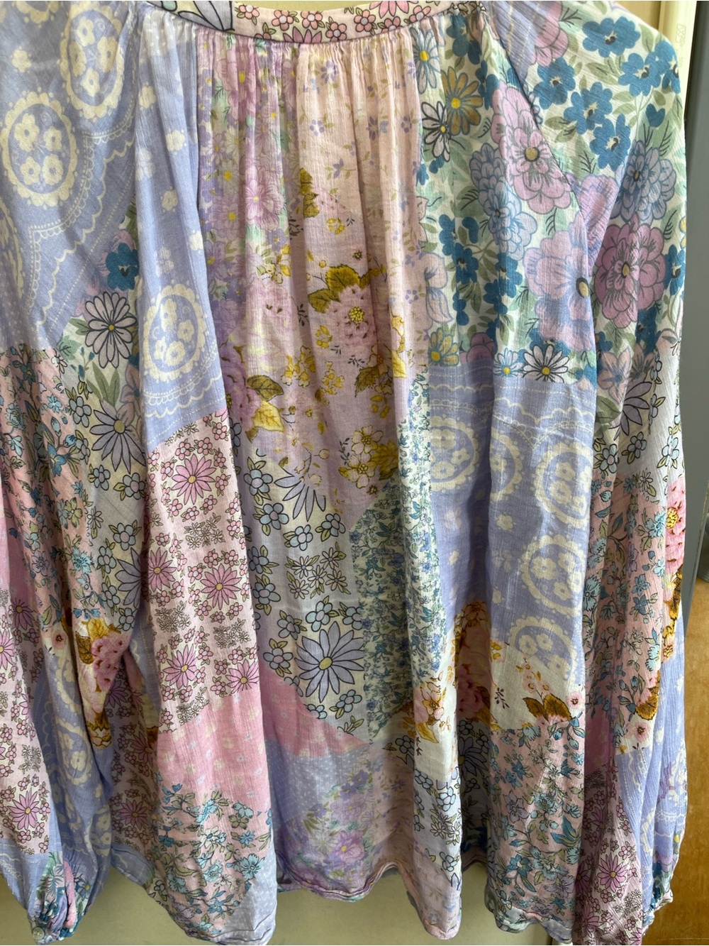 Floral Patchwork Long-Sleeve Women's Blouse in Pastel Pink & Lavender - Picture 12 of 14